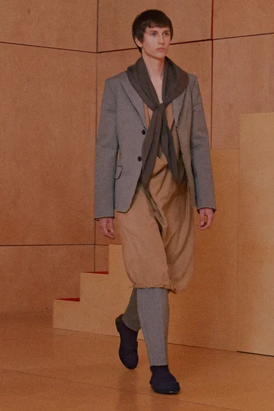 Look 6